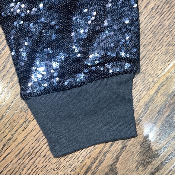 EUC - Abercrombie & Fitch Women's Sequined Joggers - Medium - Picture 7 of 7